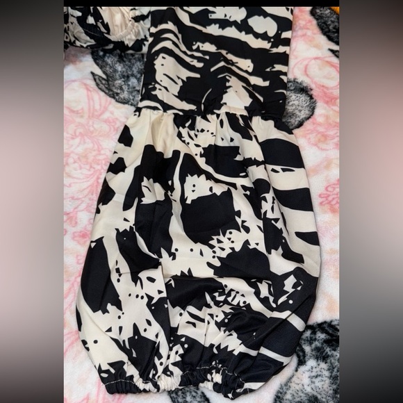 ❌❌❌ SOLD LPH❌❌❌Lexbreezy Hawaii 🌺 Moani Top NWT - Picture 11 of 12